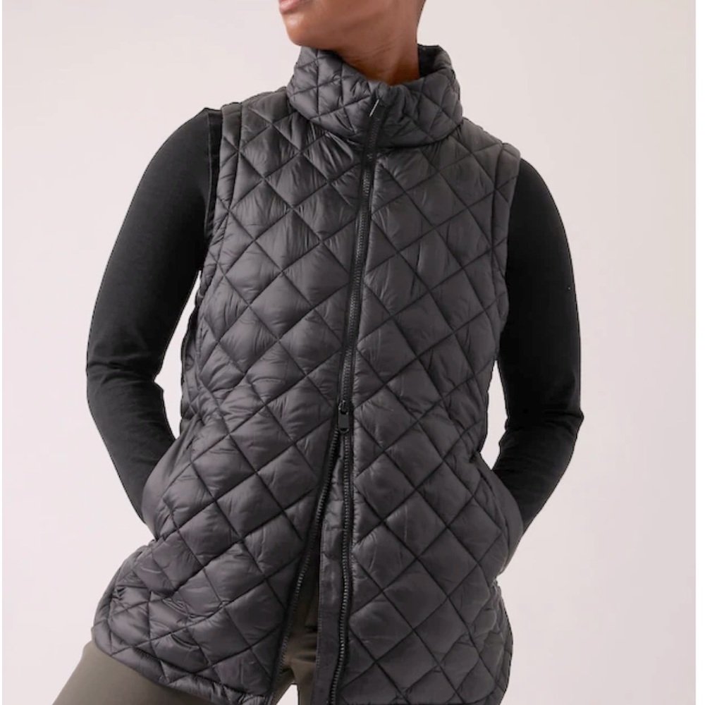 Athleta - whisper featherless vest -